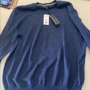 Banana Republic Men's Navy Crewneck Sweater